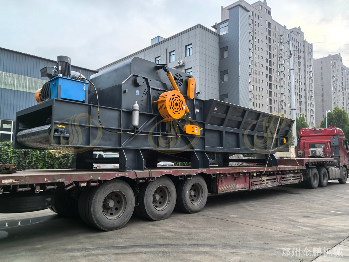 郑州金鹏大型树枝粉碎机厂家提供生物质燃料预粉碎处理方案