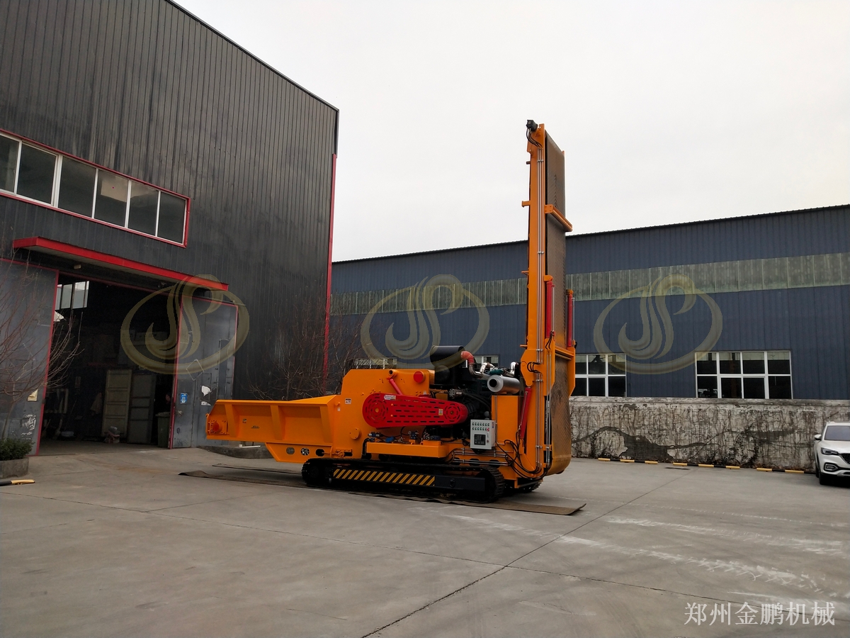 郑州金鹏废模板破碎机选型与集中料场作业组织分析