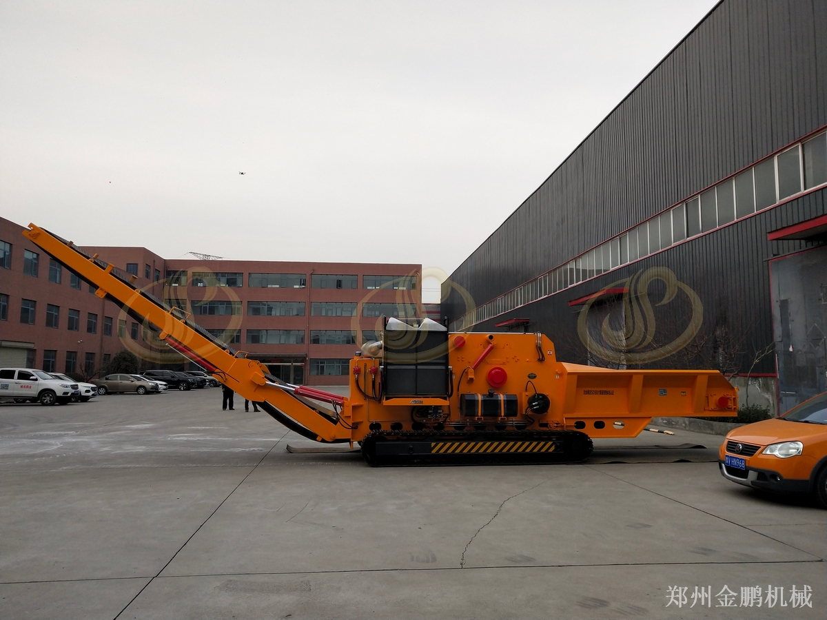 郑州金鹏托架粉碎机选型与集中料场分散料堆作业配置