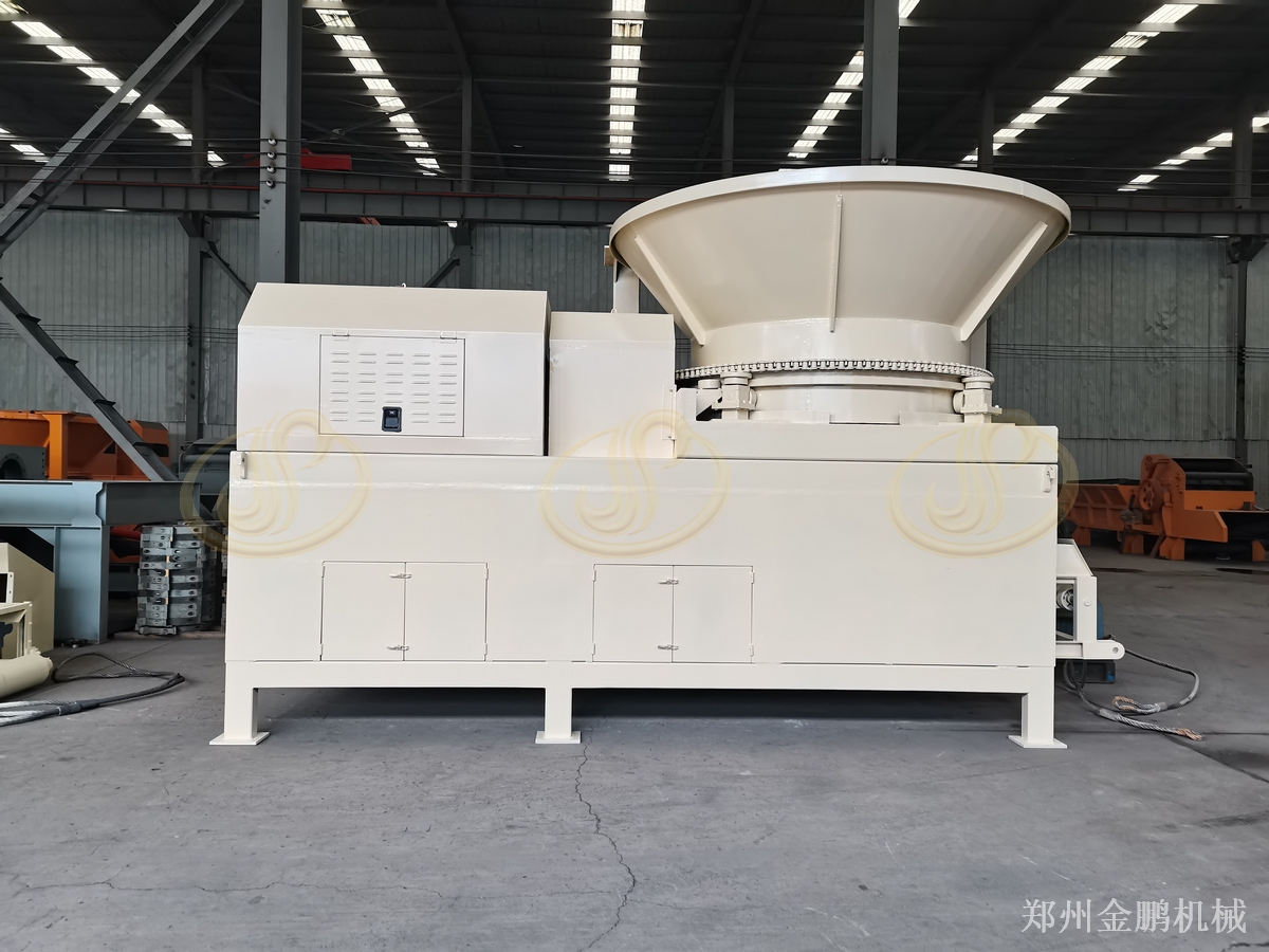 郑州金鹏圆盘木材破碎机：集中料场与分散料堆作业组织分析