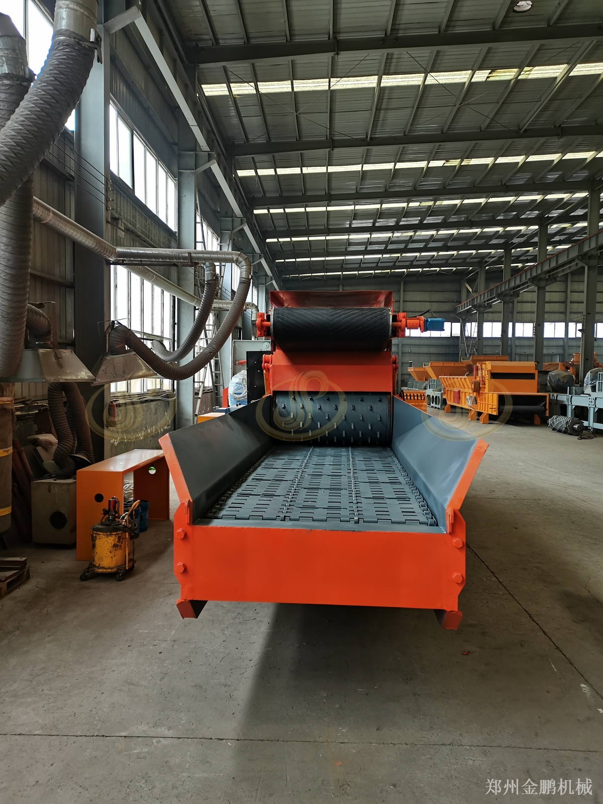 郑州金鹏木柴综合破碎机选型判断与动力移动配置要点